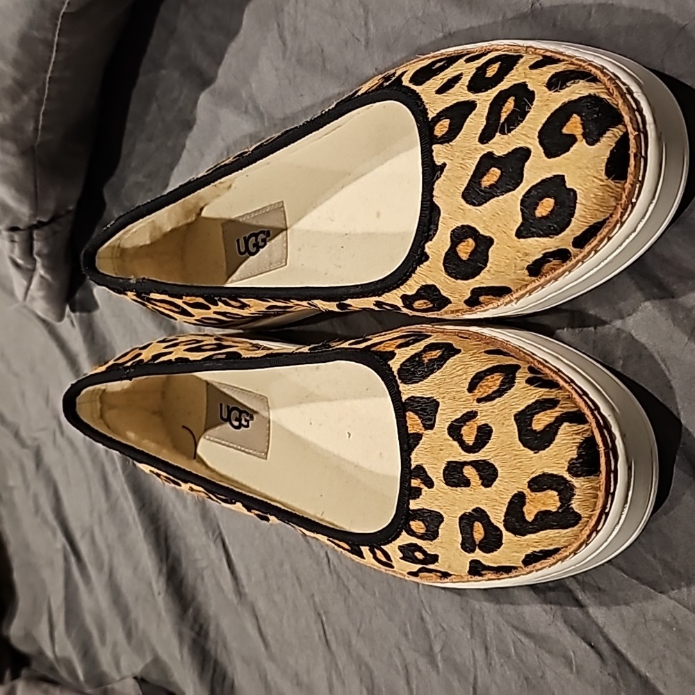 Ugg Kammi Calf Hair Leopard  size 8.5